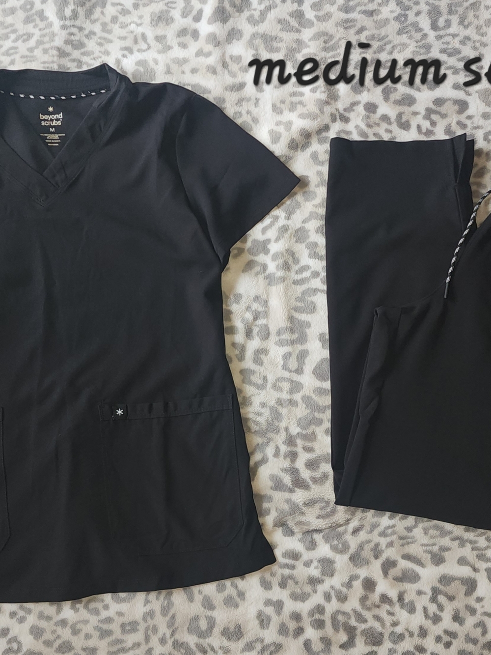 beyond scrubs Women's Black V-Neck Scrub Top and Pants Set